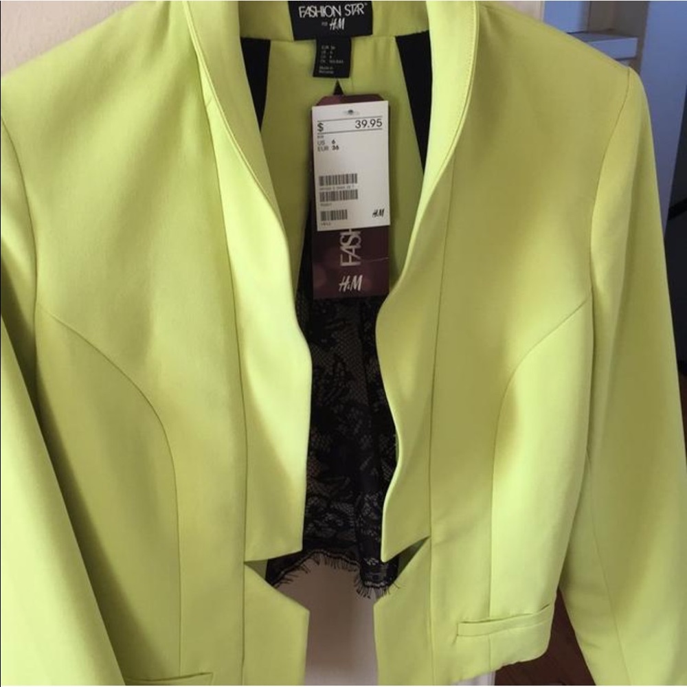 Blazer - Picture 3 of 4